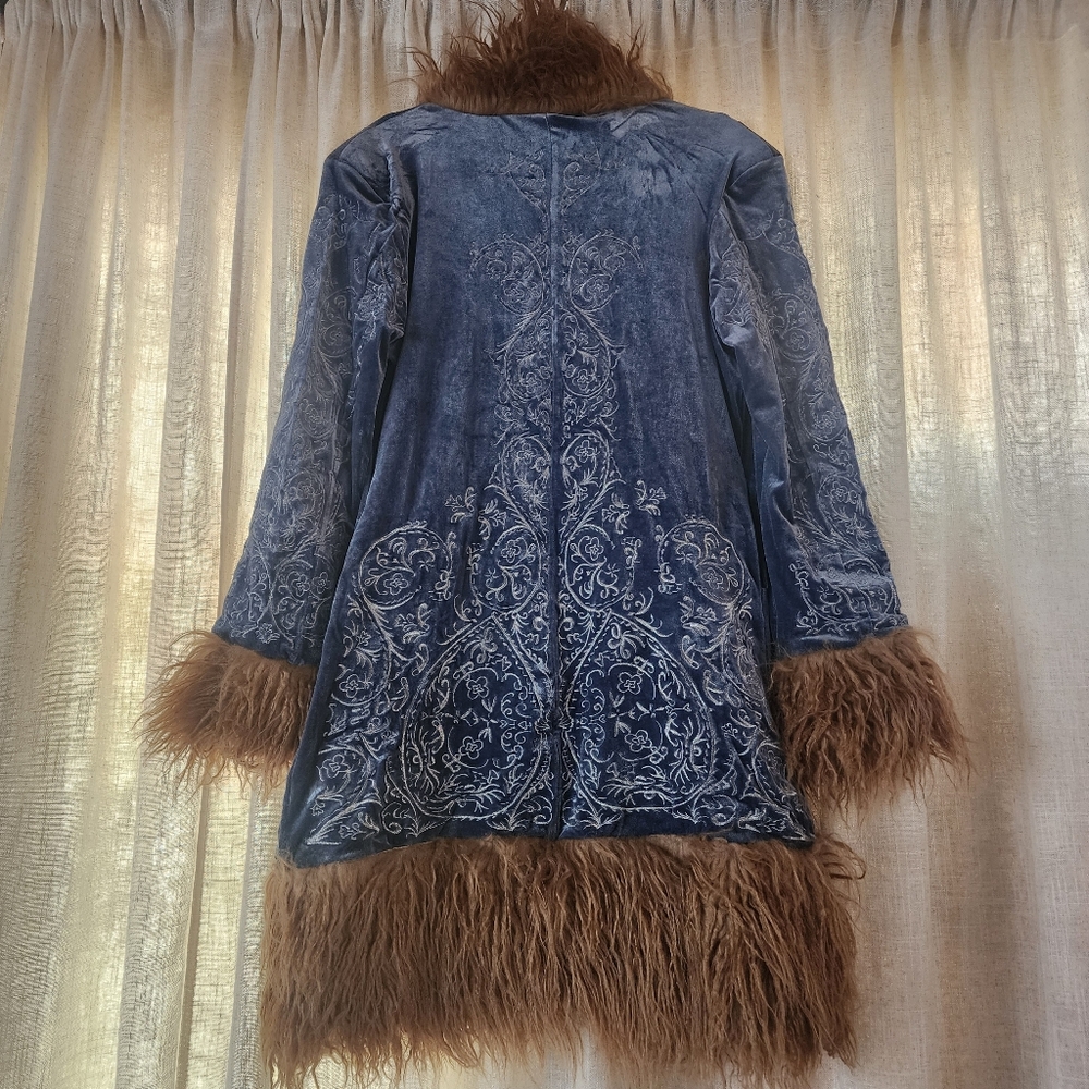 Free People Understated Moon Glow Blue Velvet Coat with Brown Faux Fur Trim - Picture 3 of 6